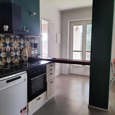 Mirabella, Il Bosco In Citta. Apartamento *