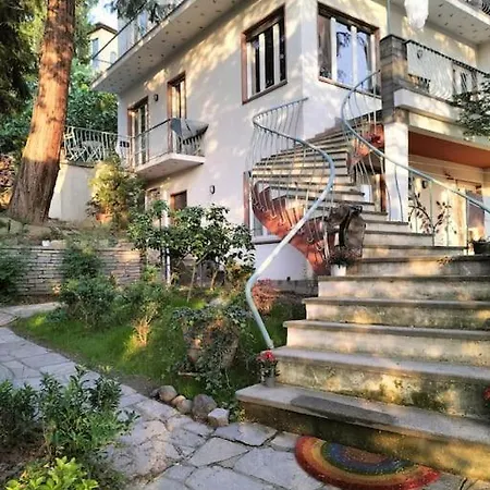 Mirabella, Il Bosco In Citta. *